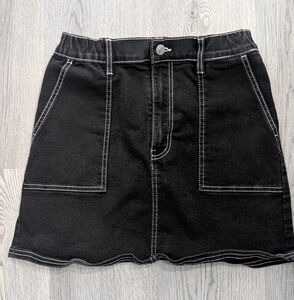 Black Denim Mini Skirt Size 14 Y2K Goth Alt Contrast Stitch Cargo Pocket Streetw